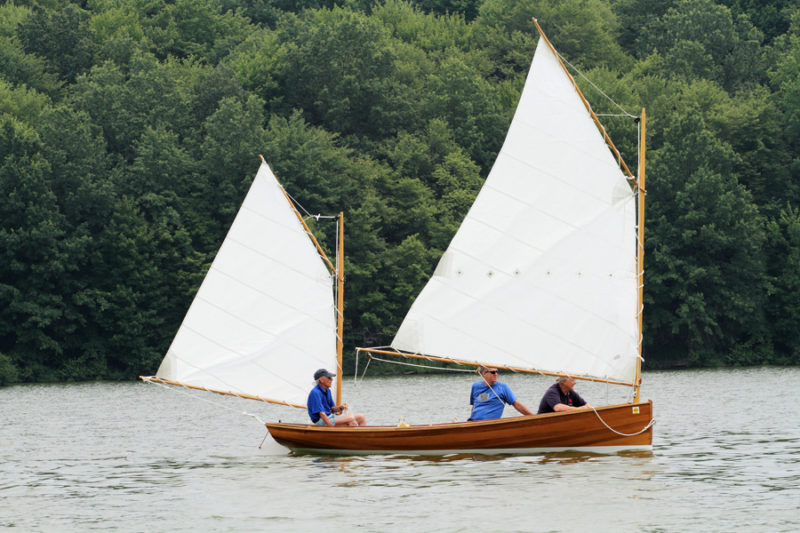 With 130 square feet of sail set, the Coquina slips along in light air.