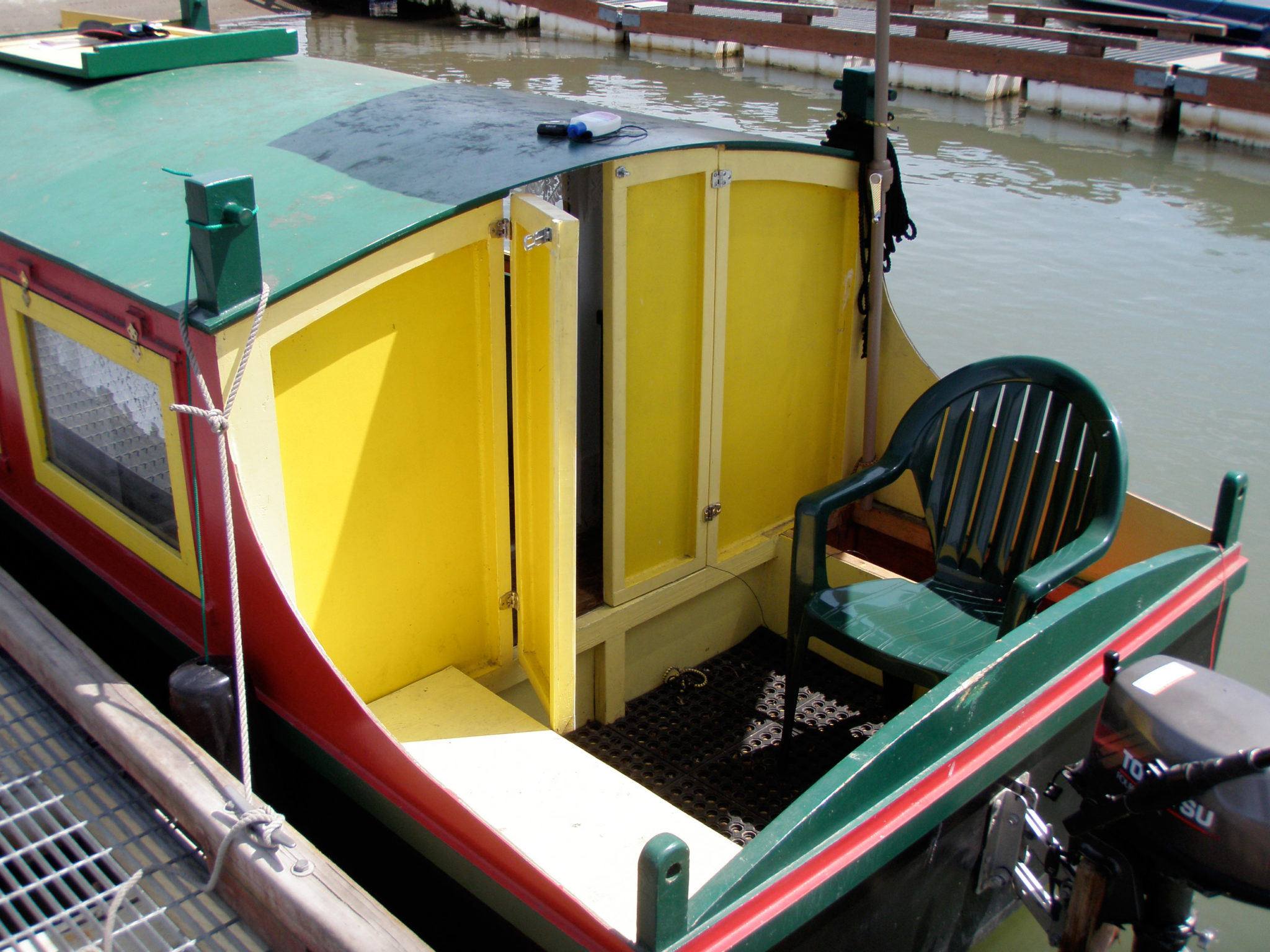 The Escargot canal cruiser - Small Boats Magazine