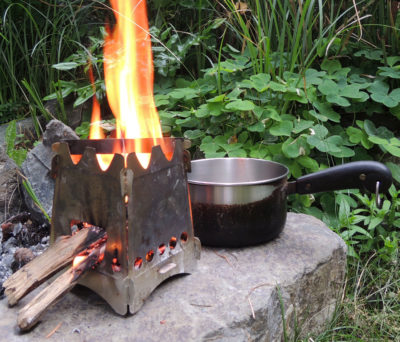 any larger than the pot it's heating. The Emberlit keeps the fire small and contained, minimizing the impact on the wilderness.