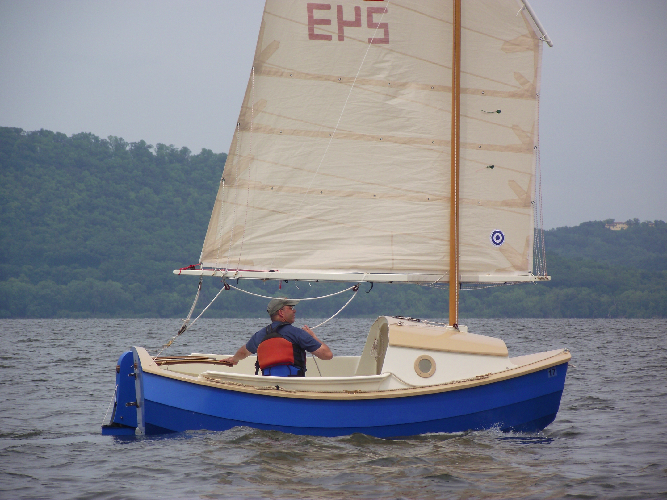 sailboat scamp