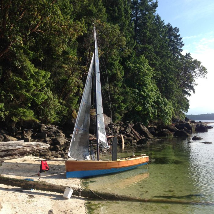 Although launched on the scheduled day of April 12, many rig details remained unfinished. The 6-week pre race trial we intended to do was reduced to about 6 day trips. This little beach on the northwest corner of Valdes was part of one of them.