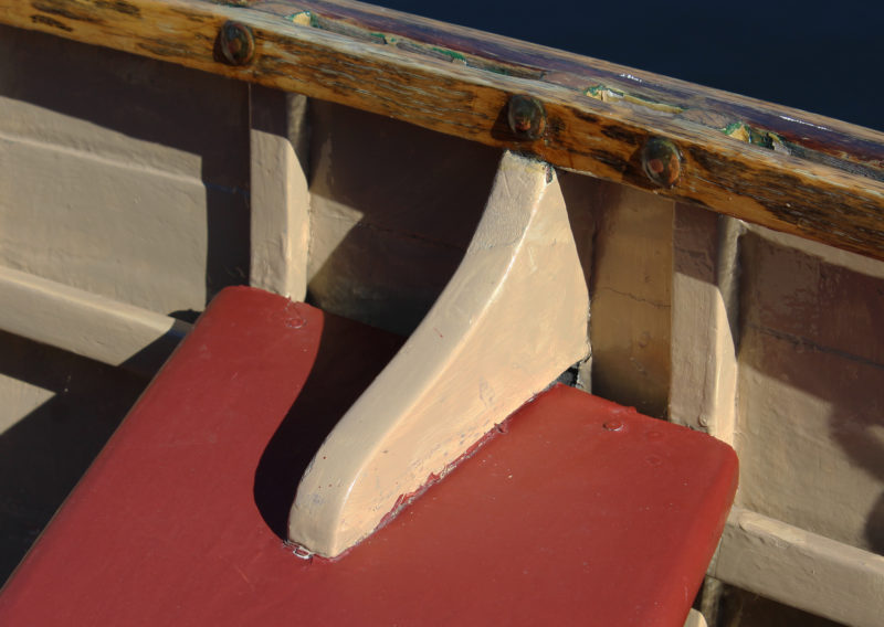Short, blunt-toed knees, like this one in a Davis boat, are quite common. Devoting a little more time and thought to knees will give them a lighter, more elegant appearance.
