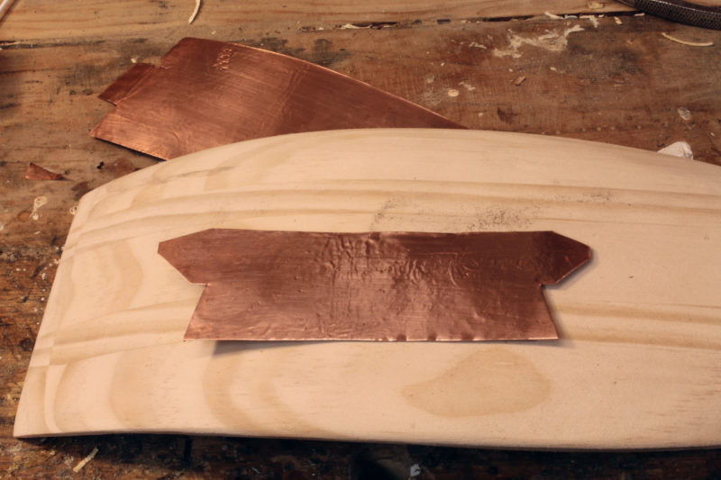 The copper needs to get a straight bend before being fitted to the oar blade.