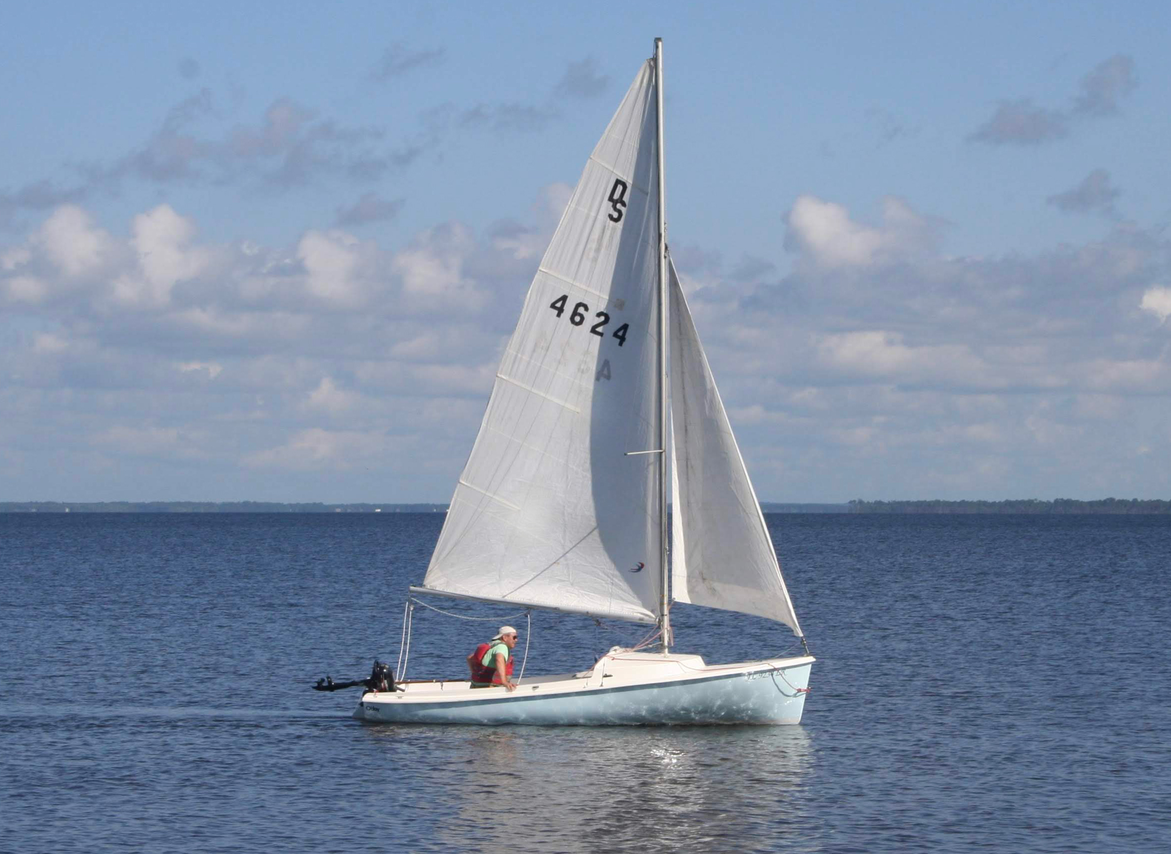16 foot o'day sailboat