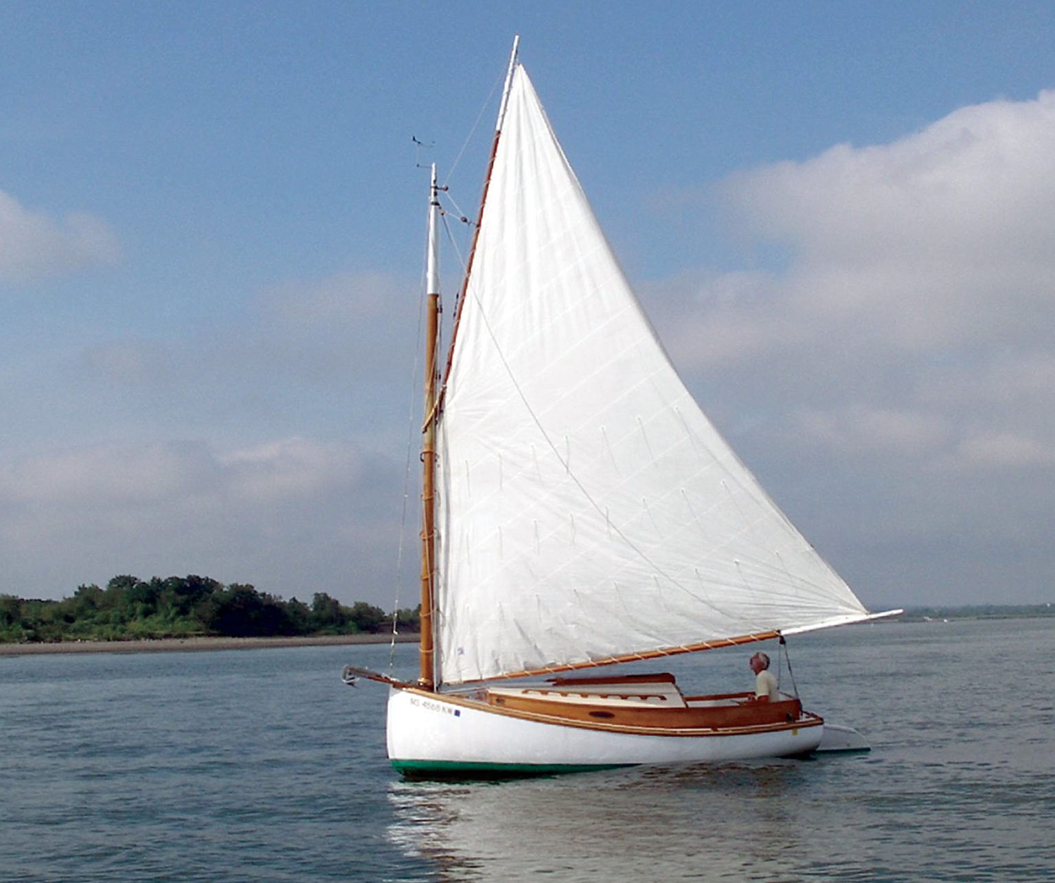 Fenwick Williams’s 18’ Catboat - Small Boats Magazine