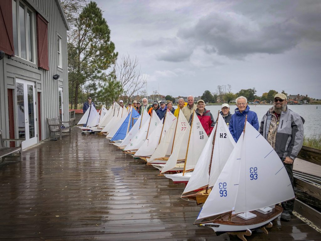 Model SkipJacks Start of Race