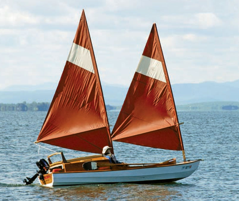 Sailor pilots Schooner 18.