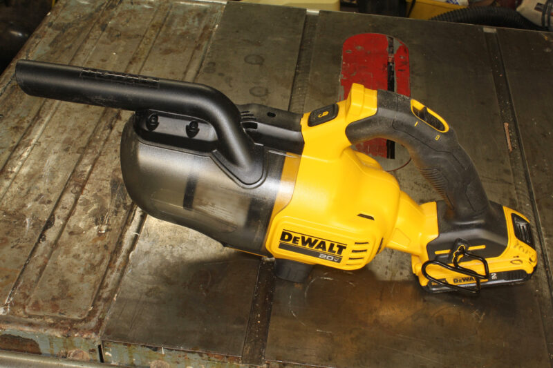Profile view of DeWalt hand-held cordless vacuum