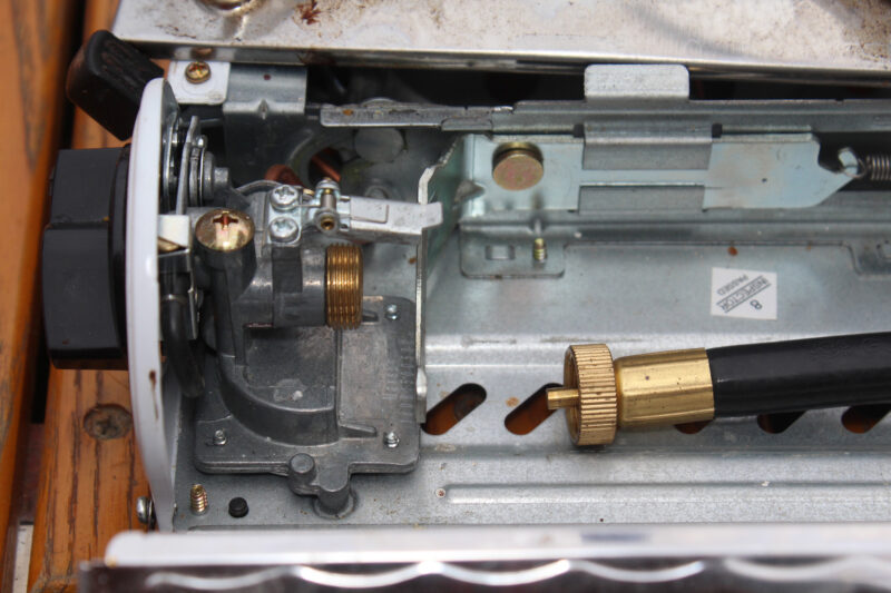 An adapater hose that can be connected to the Gas Growler hose.